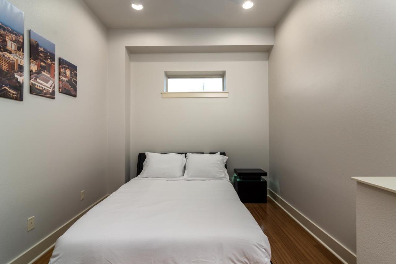 Amazing Downtown Location For Groups! Βίλα Λιτλ Ροκ Εξωτερικό φωτογραφία